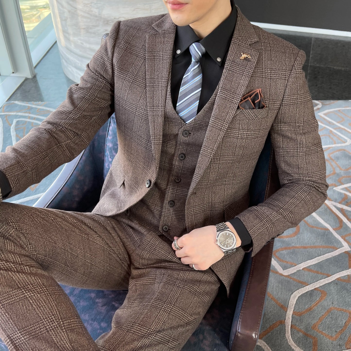 BeClassic™ Tailored Plaid Three-Piece Suit – British-Korean Elegance for Business & Events
