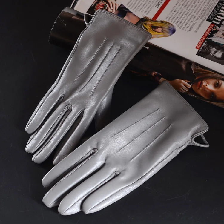 BeClassic Women’s Sheepskin Leather Gloves – Winter Warmth & Elegance