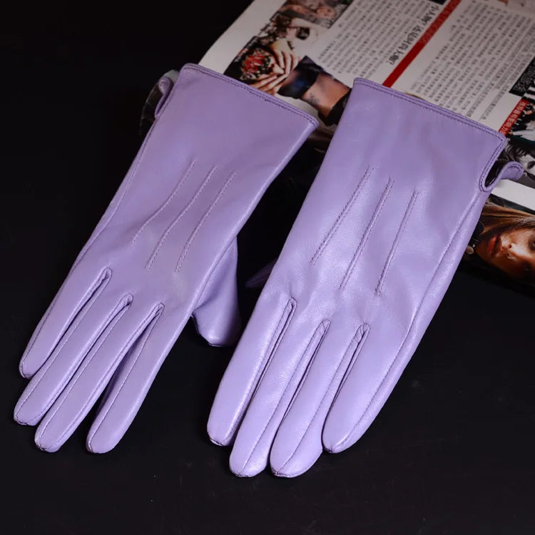 BeClassic Women’s Sheepskin Leather Gloves – Winter Warmth & Elegance