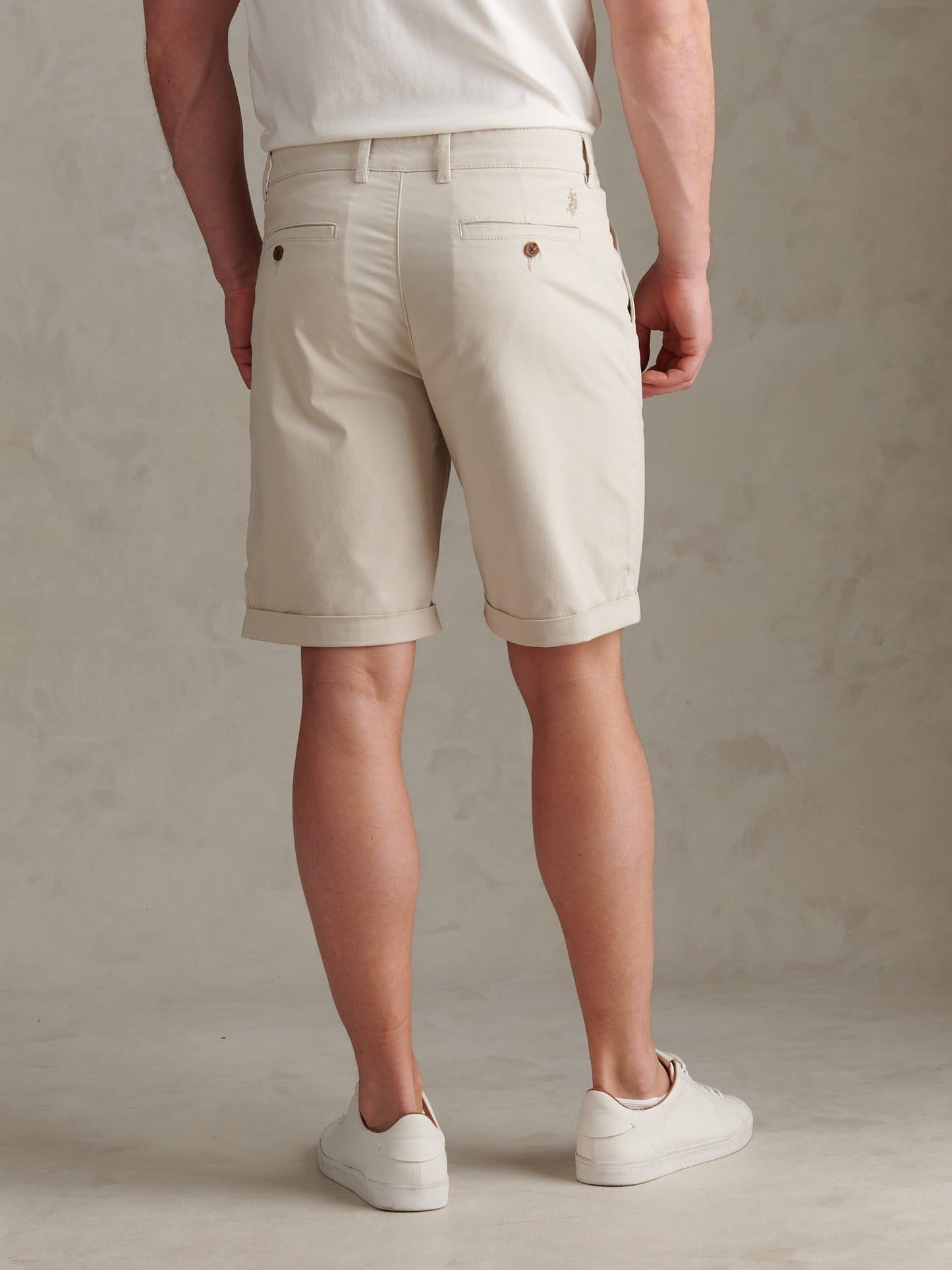 Mens Pleat Front Classic Lightweight Chino Short Beige