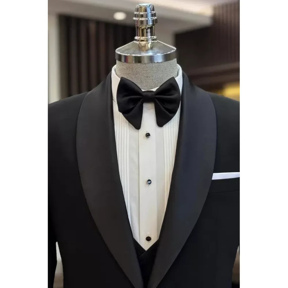 BeClassic™ Black Shawl Lapel Tuxedo – Elegant Slim-Fit Three-Piece Suit for Weddings & Banquets.