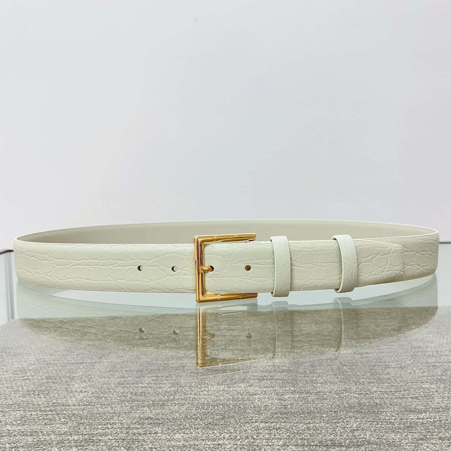 BeClassic™ 2025 Luxury Leather Belt – Designer Pin Buckle Strap for Formal & Casual Wear.