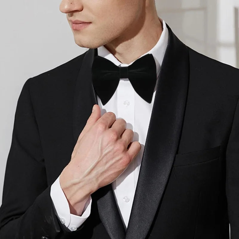 BeClassic Monoco Velvet Bow Tie – Black Signature