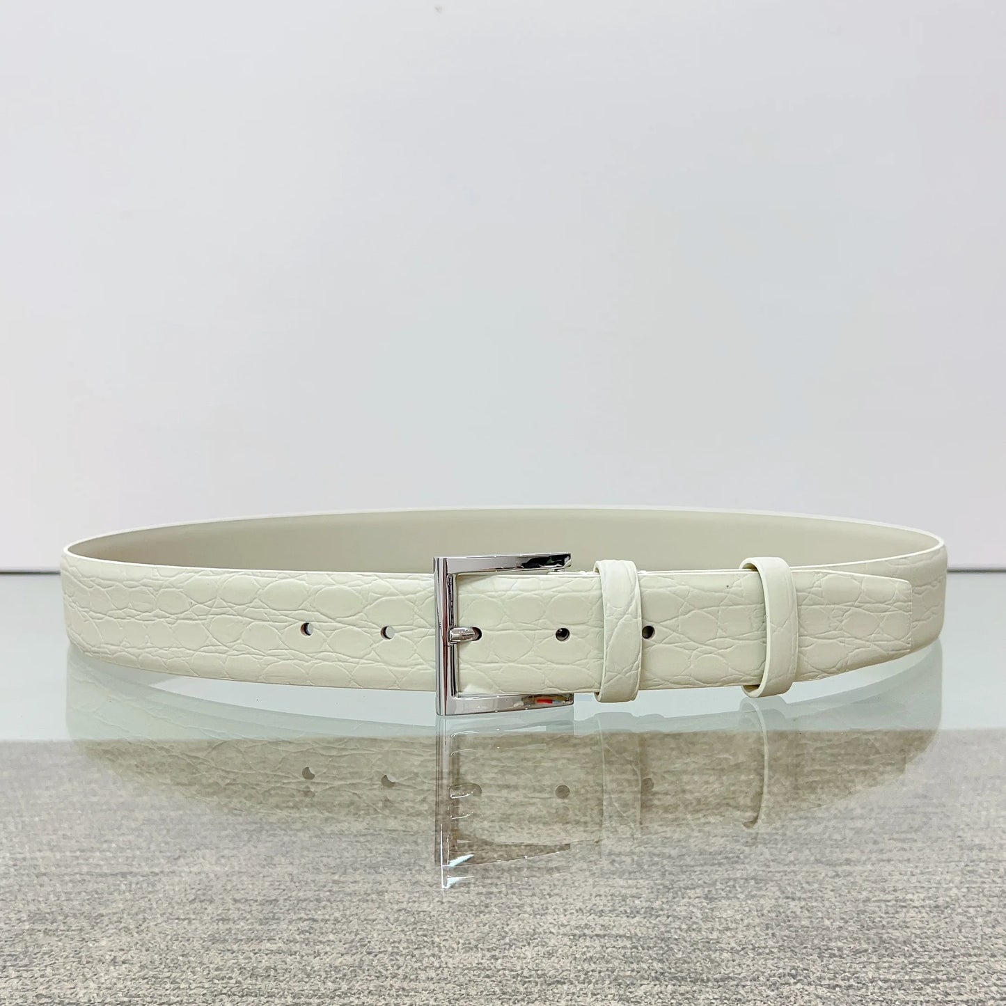 BeClassic™ 2025 Luxury Leather Belt – Designer Pin Buckle Strap for Formal & Casual Wear.