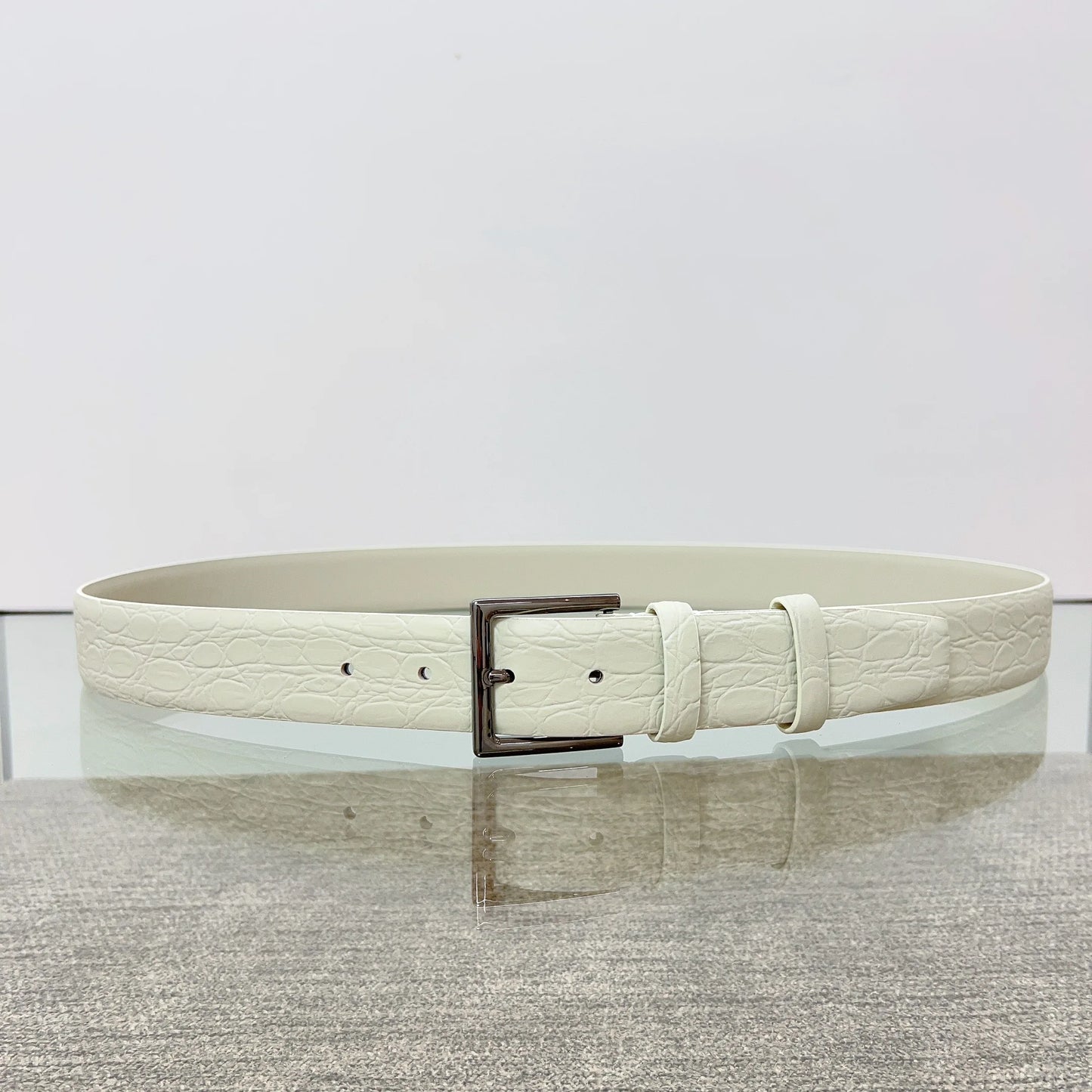BeClassic™ 2025 Luxury Leather Belt – Designer Pin Buckle Strap for Formal & Casual Wear.